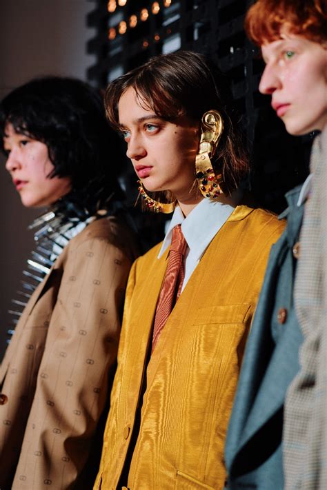 gucci milano 20 febbraio 2019|Nel backstage della sfilata di Gucci alla Milan Fashion .